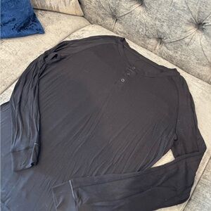 Lululemon Athletica Black Button Long Sleeve Tee - Size 6